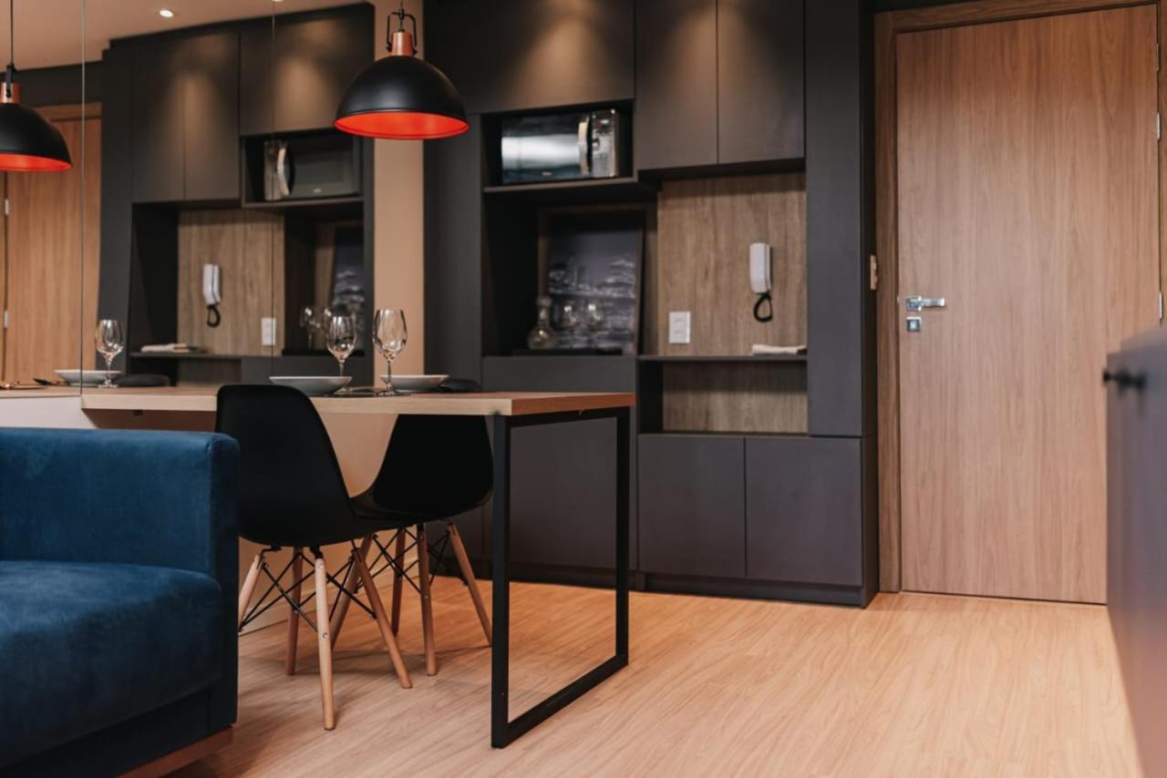 Studio Estiloso - Garagem Gratis - Ao Lado Do Shopping *